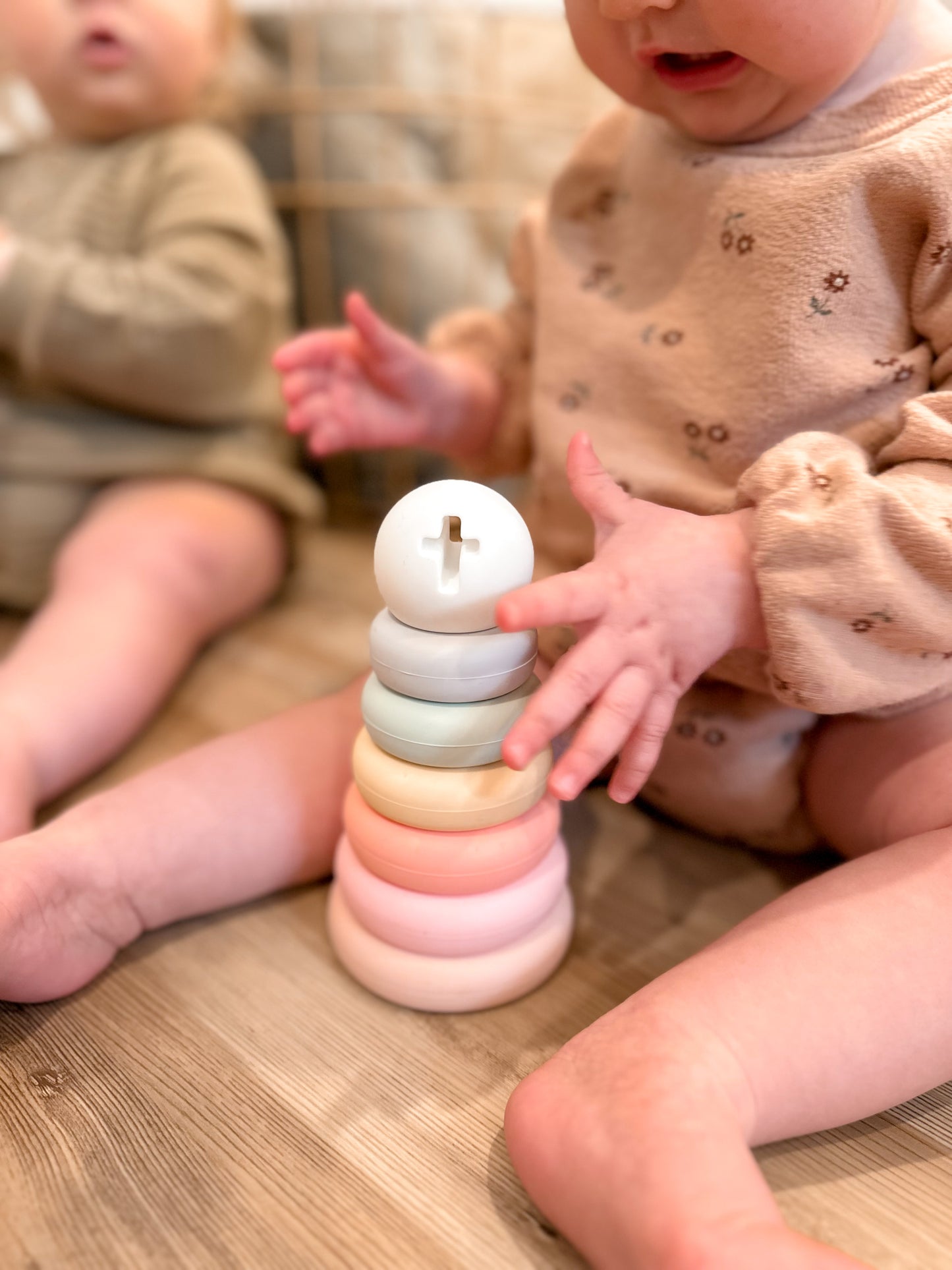 Cutie Cross Stacker