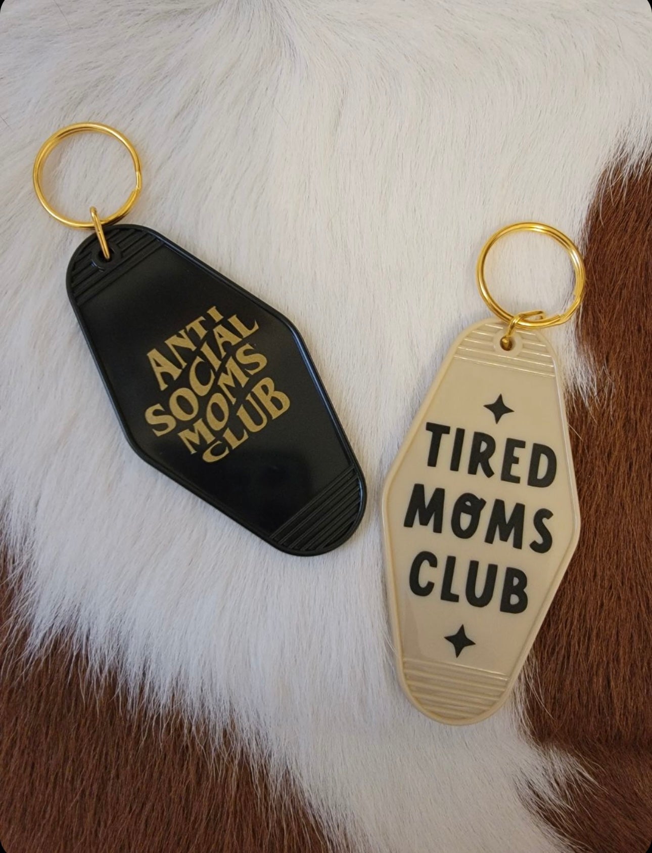 Retro Mom Keychain